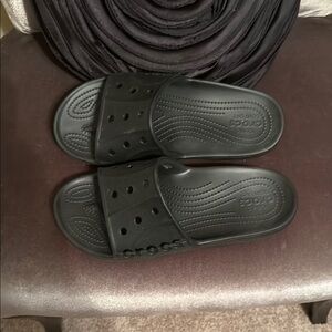 CROCS Classic Black Slide Sandals